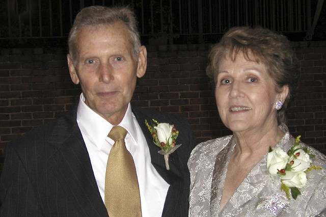 2003-10-11-Joe&Nell