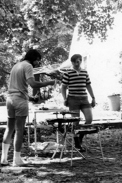 1976_Pg-25_02