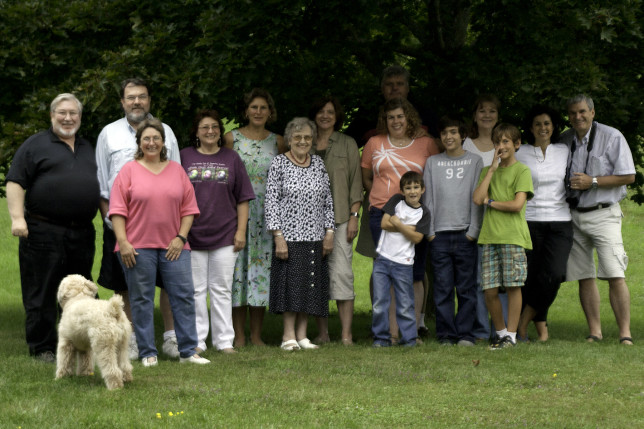 8/15/2010: Pawel, Tom, Elzunia, Hanka, Maisia, Mom, Krysia, Wojtek/Andy, Hania, Like, Khalil, Olenka, ?, Anna, Kazik/Tony (Missing: Ciocia Ania, Stas, Malgosia & John)